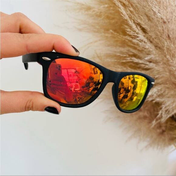 ZEROUV NORDSTROM Matte Black Red Ombre Lens Plastic Wayfarer Sunglasses Sunnies - Picture 2 of 6